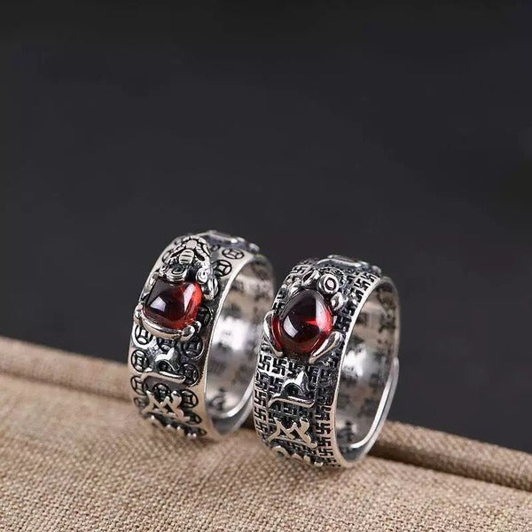 Natural Garnet Ring-925 Sterling Silver Ring-Garnet Stone Ring. at Rs  1400/piece | 925 खरी चांदी की अंगूठी in Jaipur | ID: 20800055173